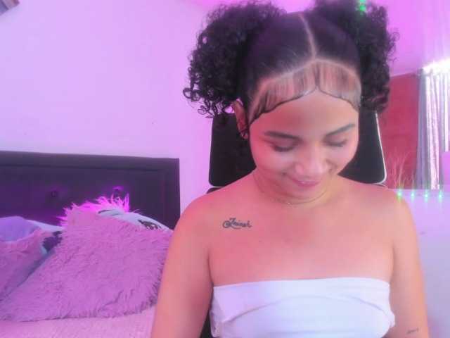 zara-rosse live cam on BongaCams