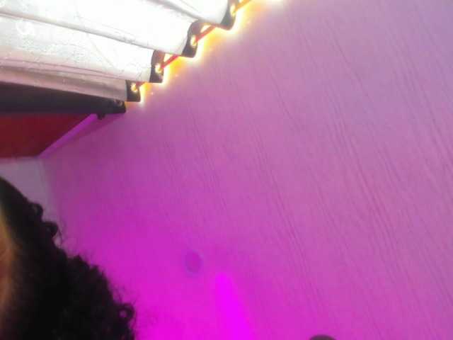 zara-rosse live cam on BongaCams
