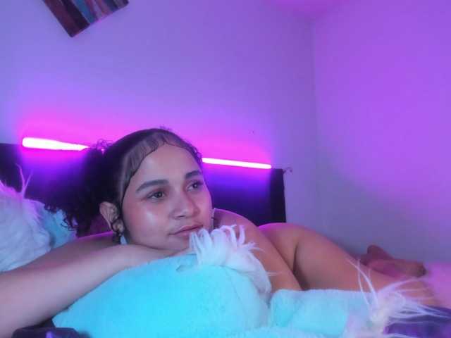 zara-rosse live cam on BongaCams