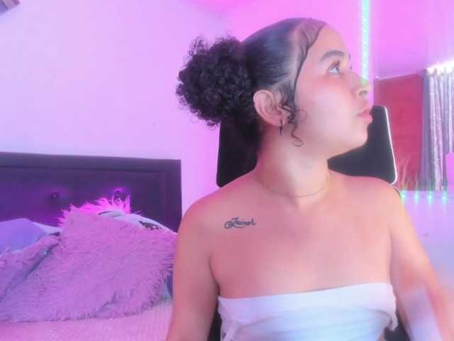 zara-rosse live cam on BongaCams