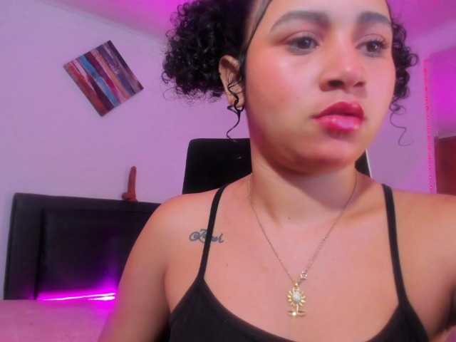 zara-rosse live cam on BongaCams