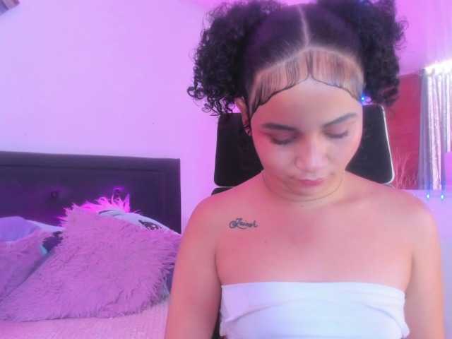 zara-rosse live cam on BongaCams