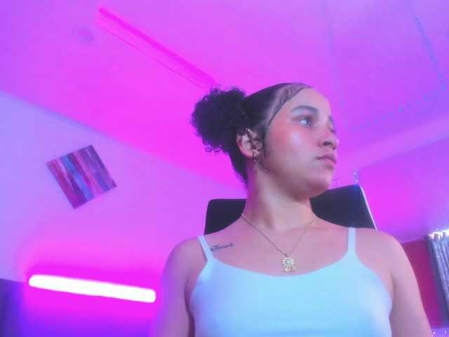 zara-rosse live cam on BongaCams