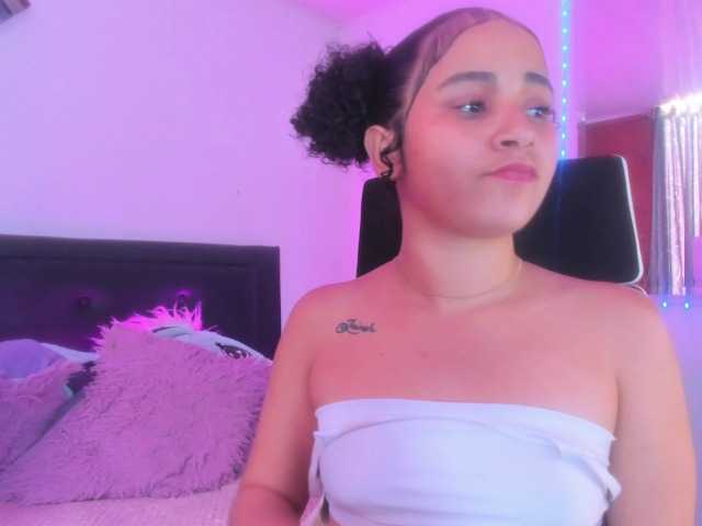 zara-rosse live cam on BongaCams