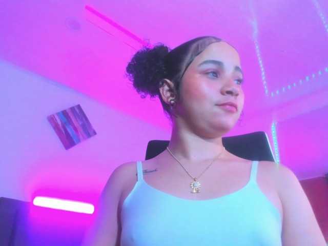 zara-rosse live cam on BongaCams