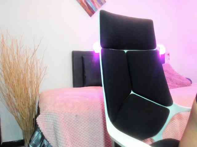 zara-rosse webcam