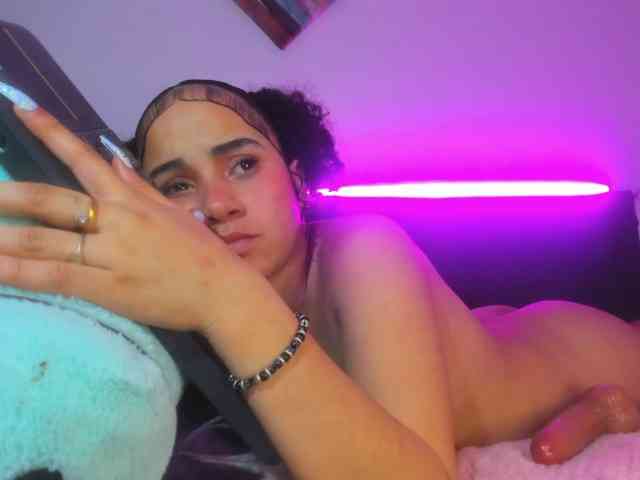 zara-rosse webcam