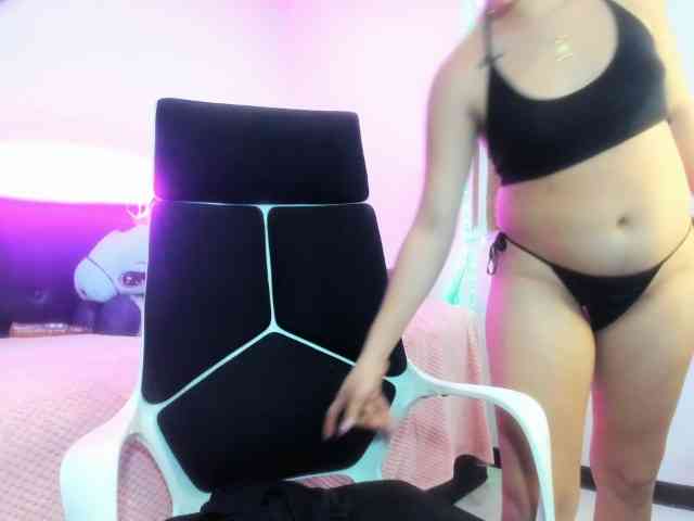 zara-rosse webcam
