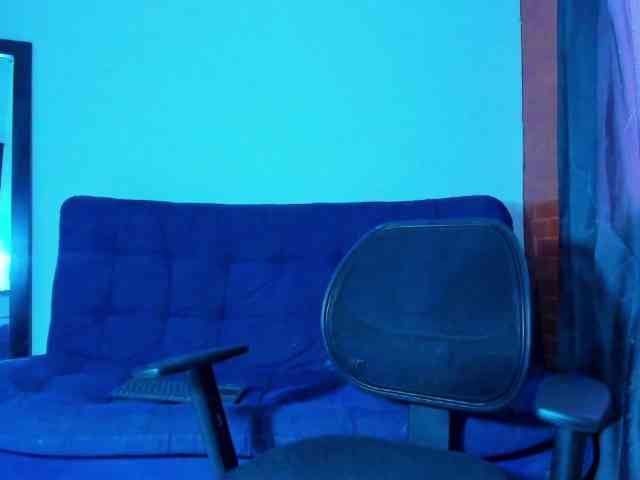 zara-rosse webcam