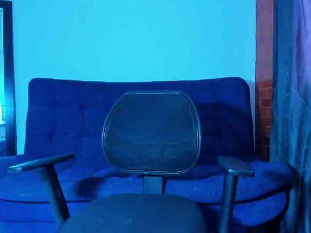zara-rosse webcam