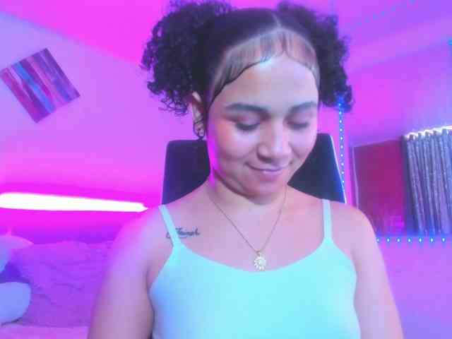 zara-rosse webcam