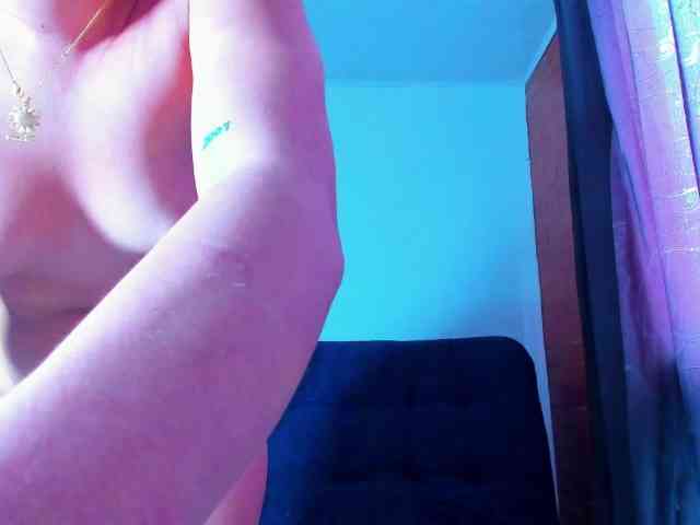 zara-rosse webcam