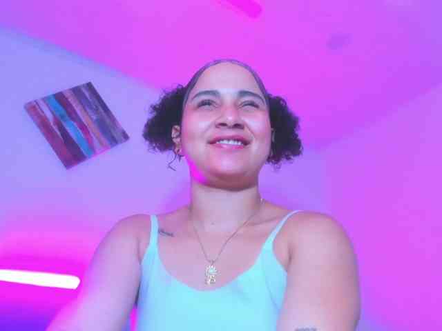 zara-rosse webcam