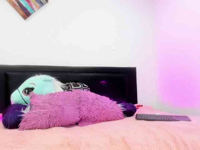 zara-rosse webcam