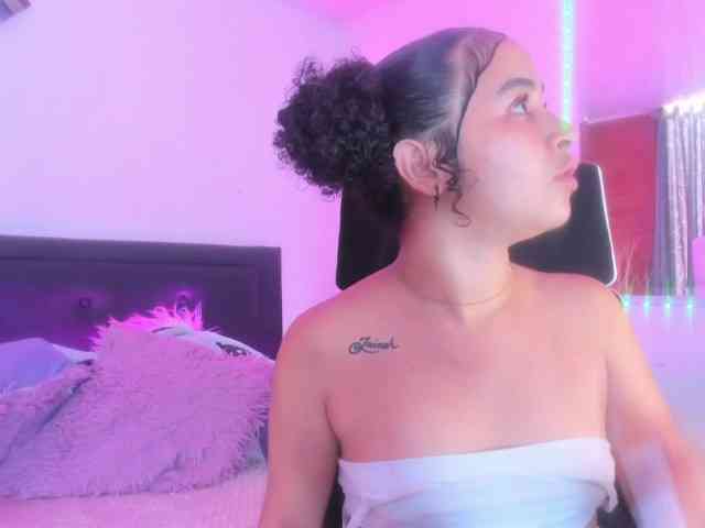 zara-rosse webcam