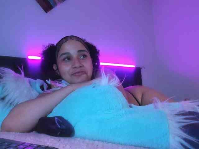 zara-rosse webcam