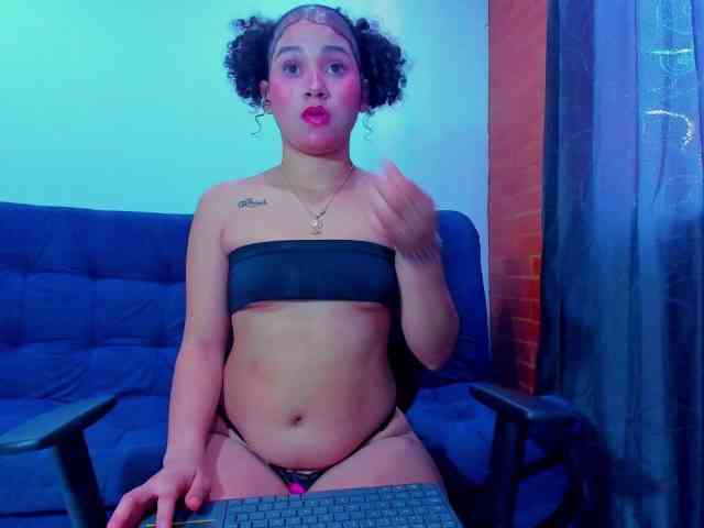 zara-rosse webcam