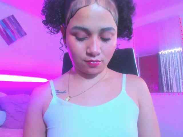 zara-rosse webcam
