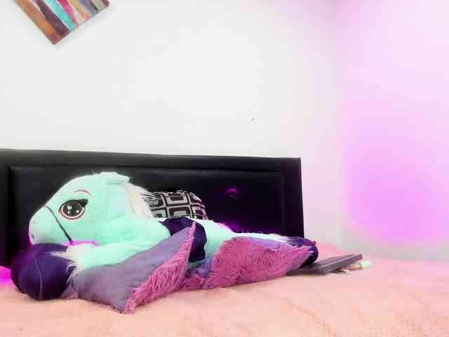 zara-rosse webcam
