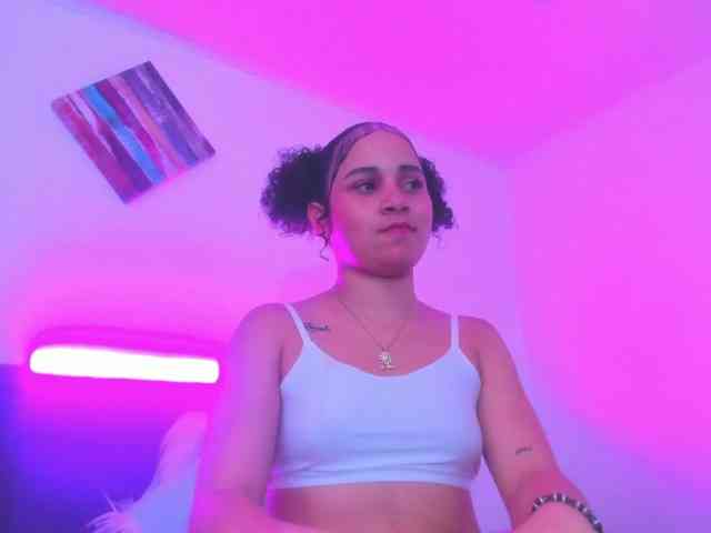 zara-rosse webcam