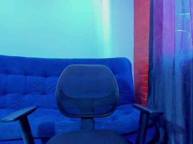zara-rosse webcam