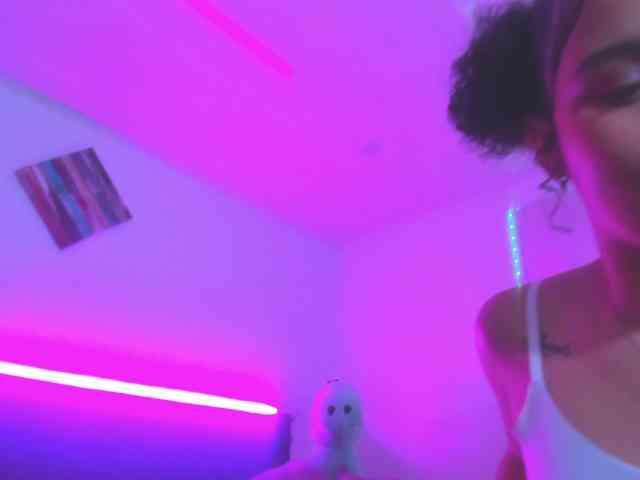 zara-rosse webcam