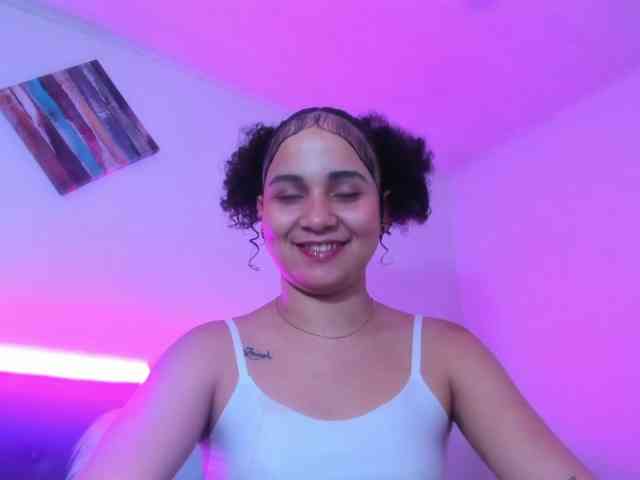 zara-rosse webcam
