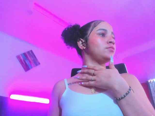 zara-rosse webcam