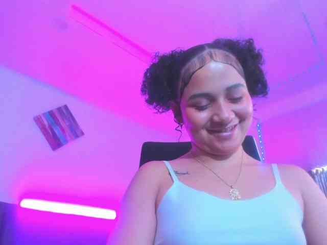 zara-rosse webcam
