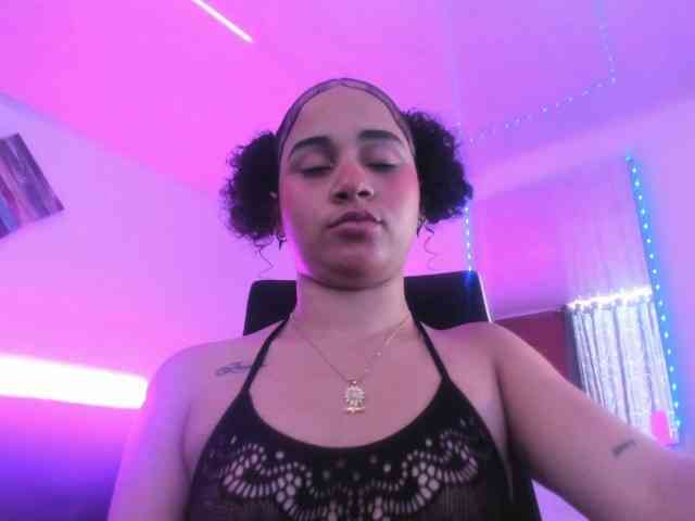 zara-rosse webcam