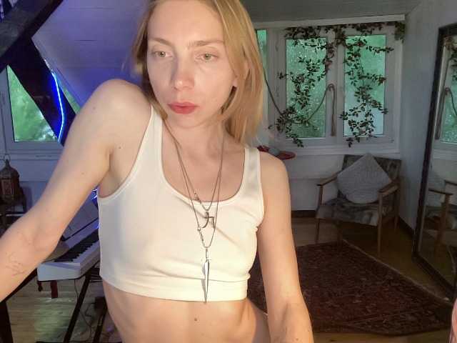 AnnaDarko