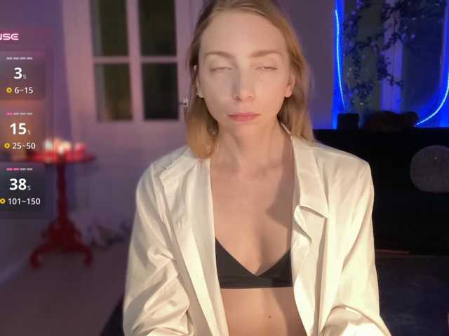 AnnaDarko live cam on BongaCams