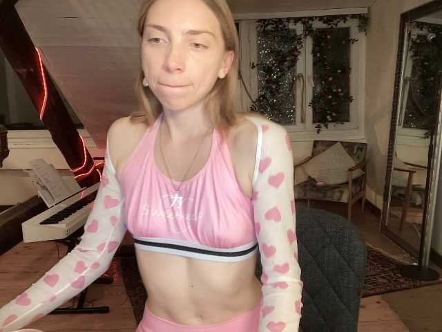 AnnaDarko live cam on BongaCams