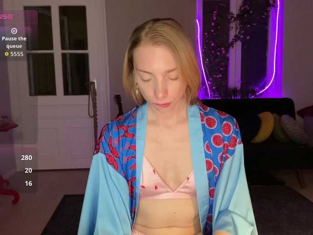 AnnaDarko live cam on BongaCams