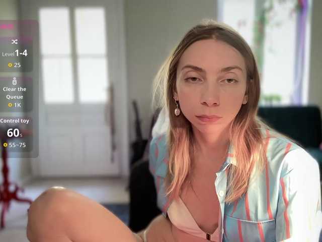 AnnaDarko live cam on BongaCams