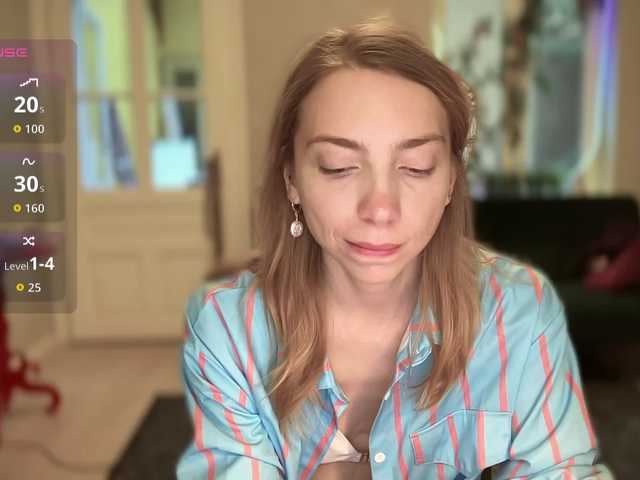 AnnaDarko live cam on BongaCams