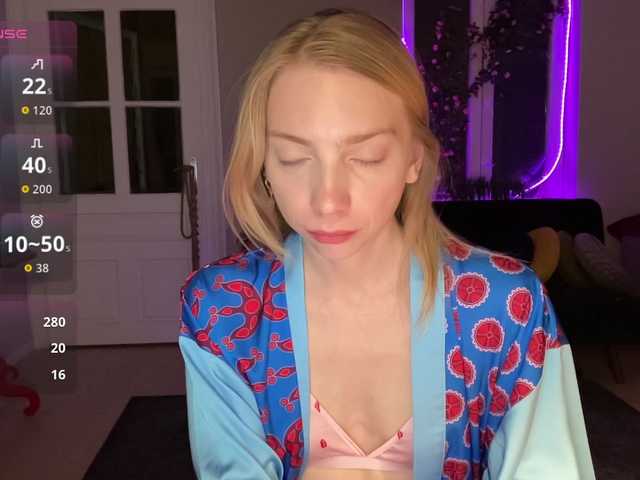 AnnaDarko live cam on BongaCams