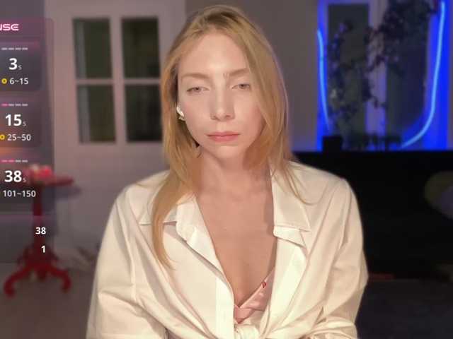 AnnaDarko