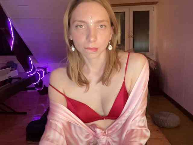 AnnaDarko webcam