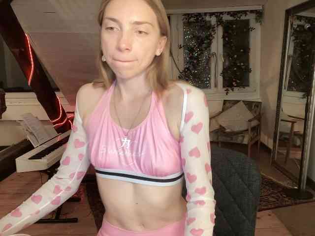 AnnaDarko webcam