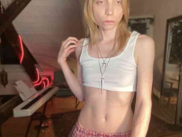 AnnaDarko webcam