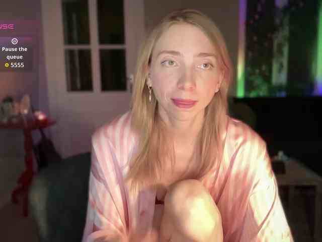 AnnaDarko webcam