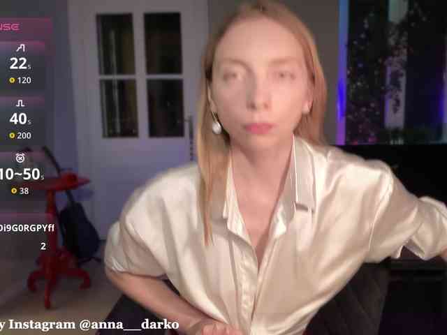 AnnaDarko webcam
