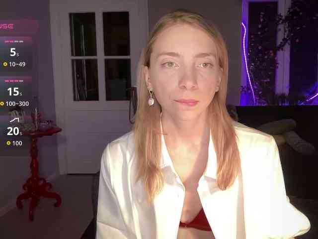 AnnaDarko webcam