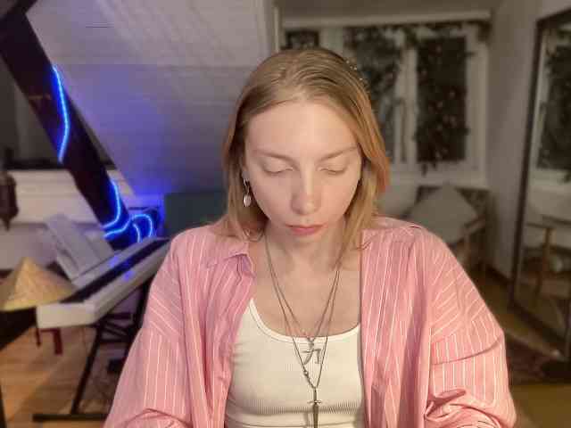 AnnaDarko webcam