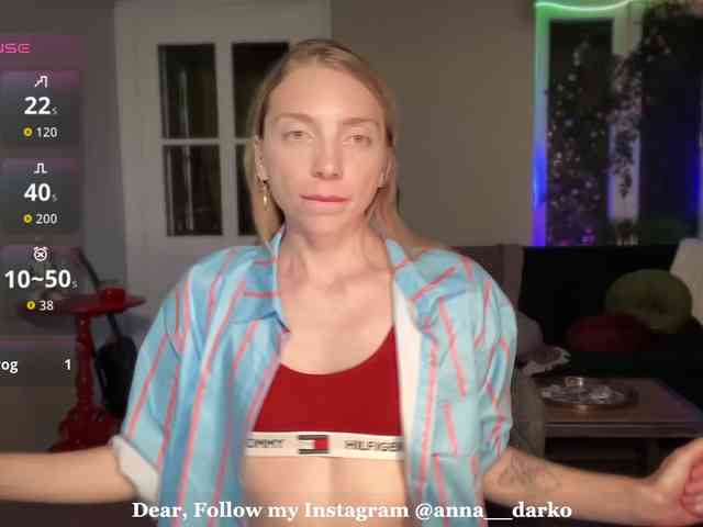 AnnaDarko webcam