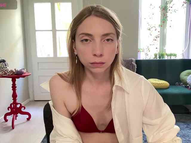 AnnaDarko webcam