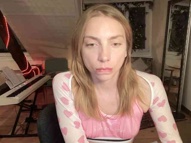 AnnaDarko webcam