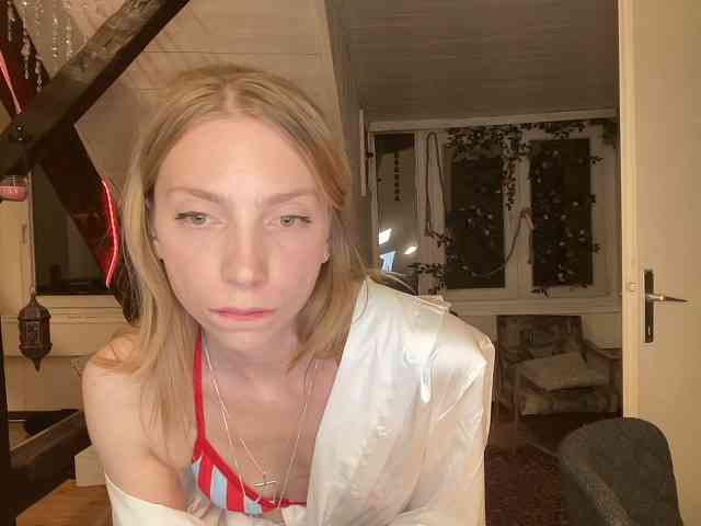 AnnaDarko webcam