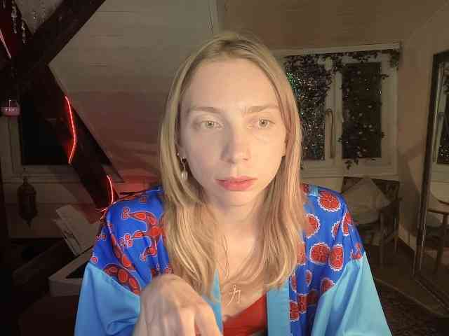 AnnaDarko webcam